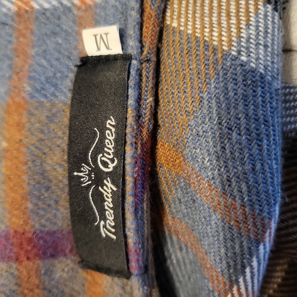 Trendy Queen Shacket - Picture 3 of 4